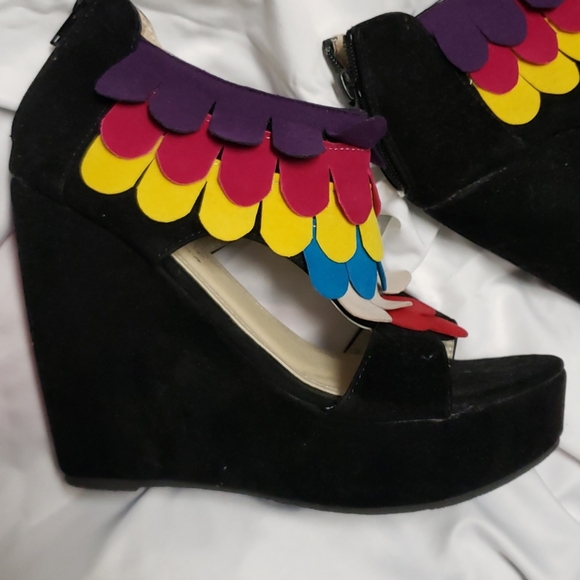 Women's Wedge - Picture 6 of 7